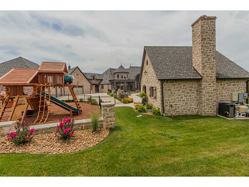 Pinnacle - Residential