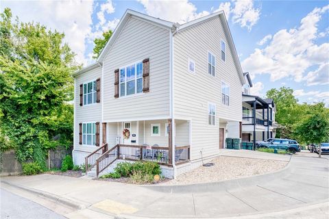 Photo of 925 W Eagle Street, Fayetteville, AR 72701 (MLS # 1330373)