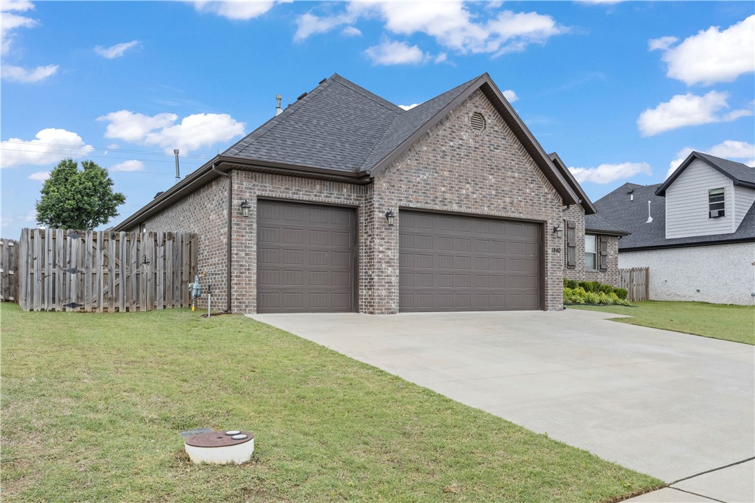 TAMARRON-CENTERTON - Residential