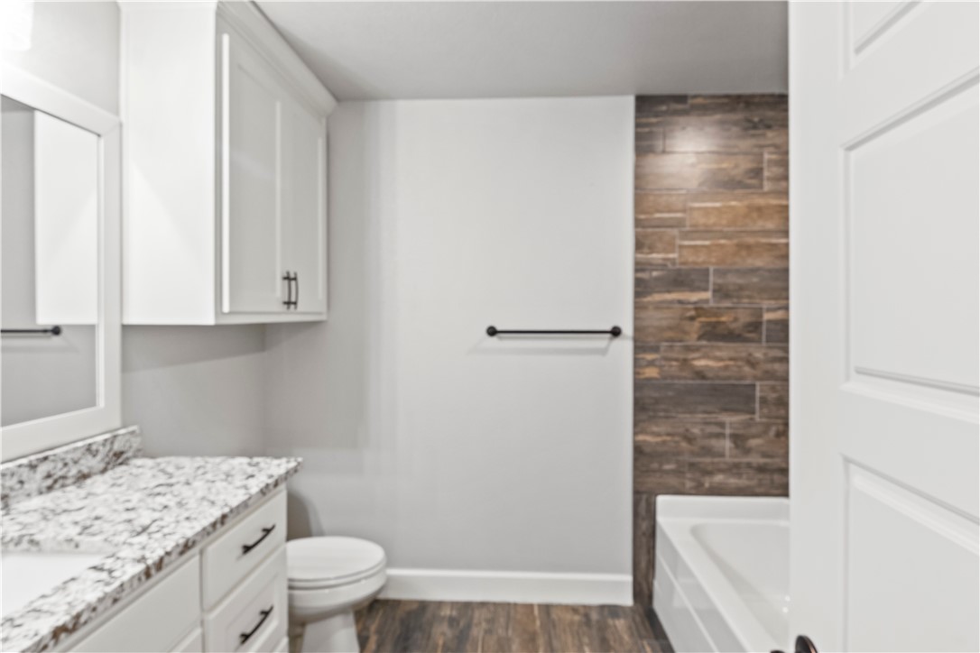 TAMARRON-CENTERTON - Residential