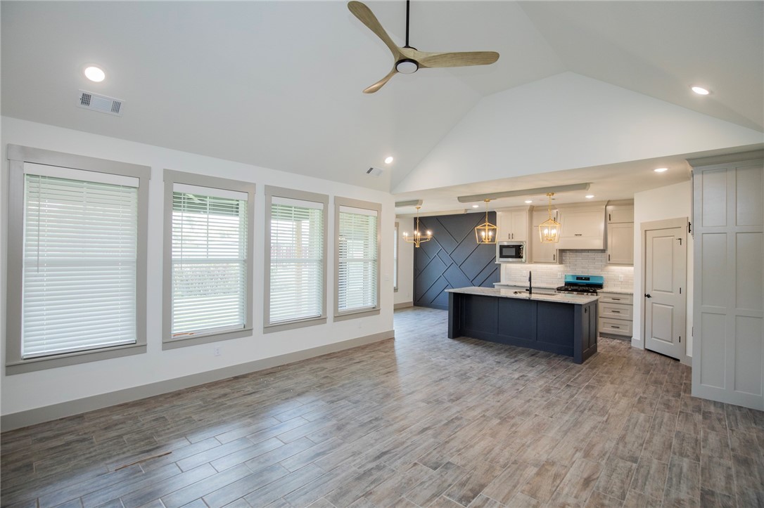 Grand Estates Phase 1 Gentry - Residential
