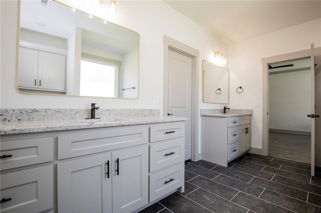 Grand Estates Phase 1 Gentry - Residential