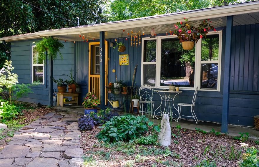 Enjoy a prime location in the heart of Fayetteville!

This South Fayetteville bungalow is bright and welcoming. It sits on a huge lot that has a naturally landscaped front and back yard where flowers bloom in shifts throughout the year. This charming 2 bedroom, one bath features a huge bonus/office room, perfect for an office, studio or guest space. There are food trucks down the street, an active community and Jefferson park down on 7th. It's a 5 minute walk to Walker park and you can hop on the bike trails. The owners are committed to creating an excellent renting experience for whoever finds this treasure of a home to be the right fit for them.
