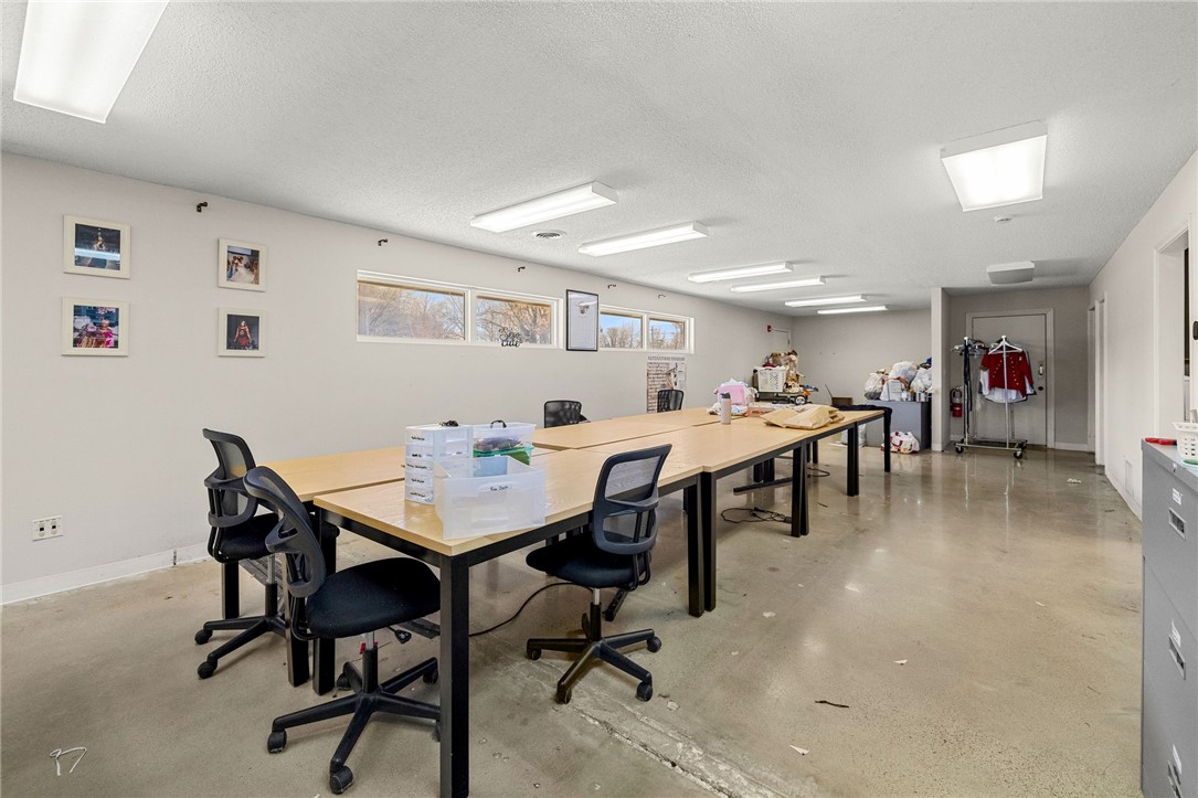 Railroad Add - Commercial Lease