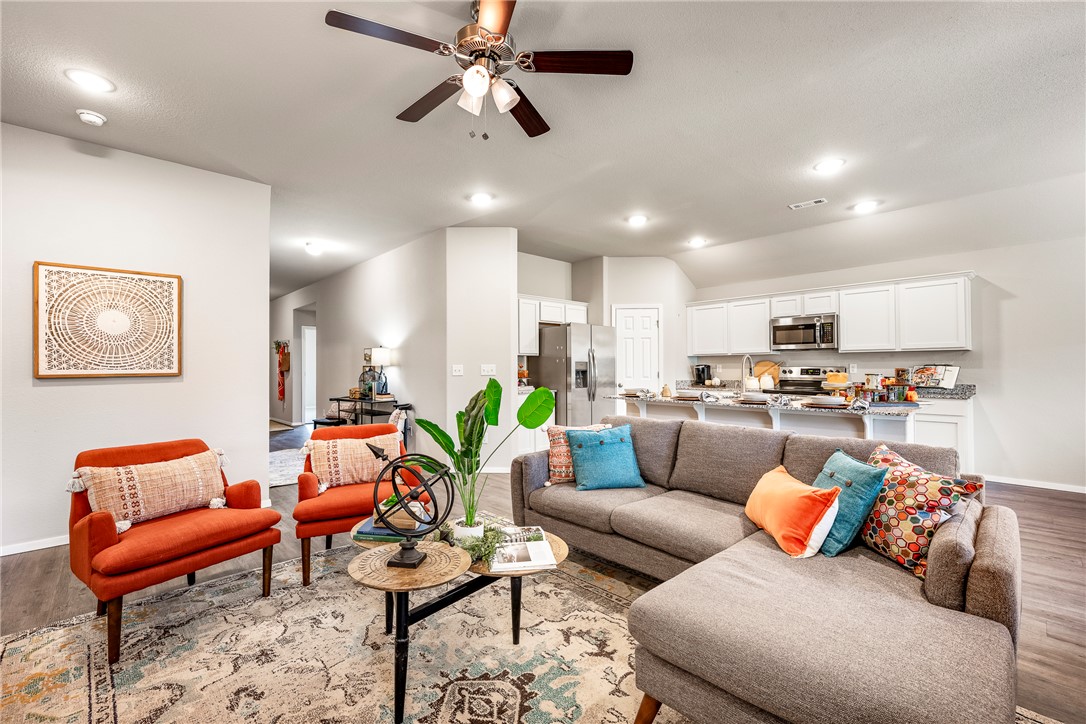 Lakewood Sub Ph Vii Lowell - Residential