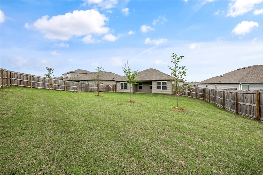 Lakewood Sub Ph Vii Lowell - Residential