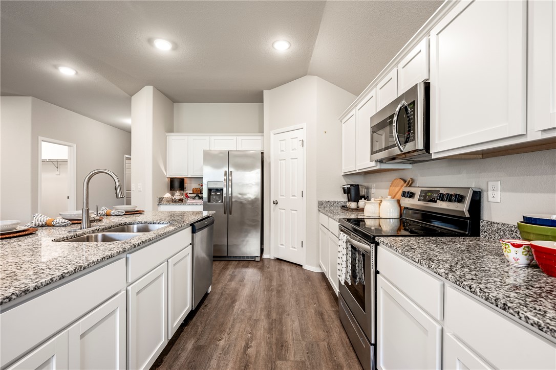 Lakewood Sub Ph Vii Lowell - Residential