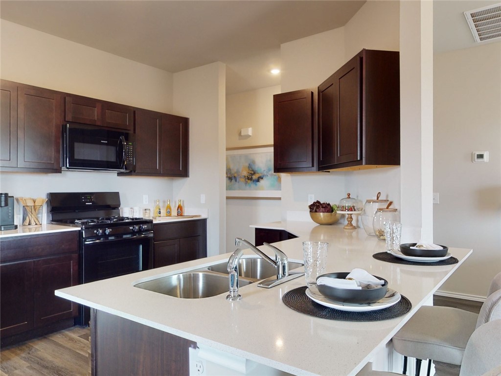 STOKENBURY FARMS VI - Residential