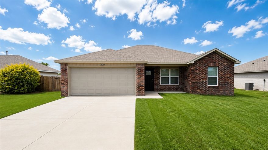Built in 2021, this well-maintained 3 bed, 2 bath home offers 1,205 sq ft of modern comfort in Lincoln. The open-concept layout includes a spacious living area, functional kitchen, and private primary suite designed for everyday living. Enjoy small-town charm with convenient access to Prairie Grove and Fayetteville, making commuting simple while keeping housing affordable. Ideal for first-time buyers or families looking for a newer home at an attainable price point. Multiple financing options may be available. Ask about financing options to explore what works best for you. Schedule your showing today!