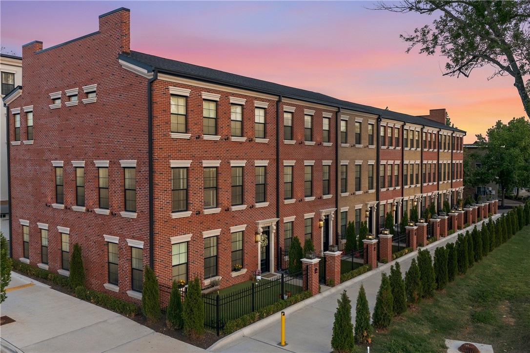 Oak One - Residential