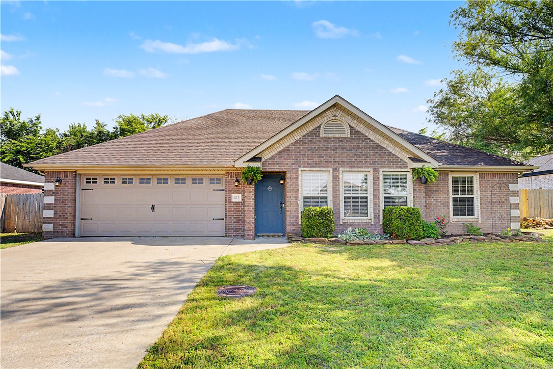 Oakleaf Manor - Residential