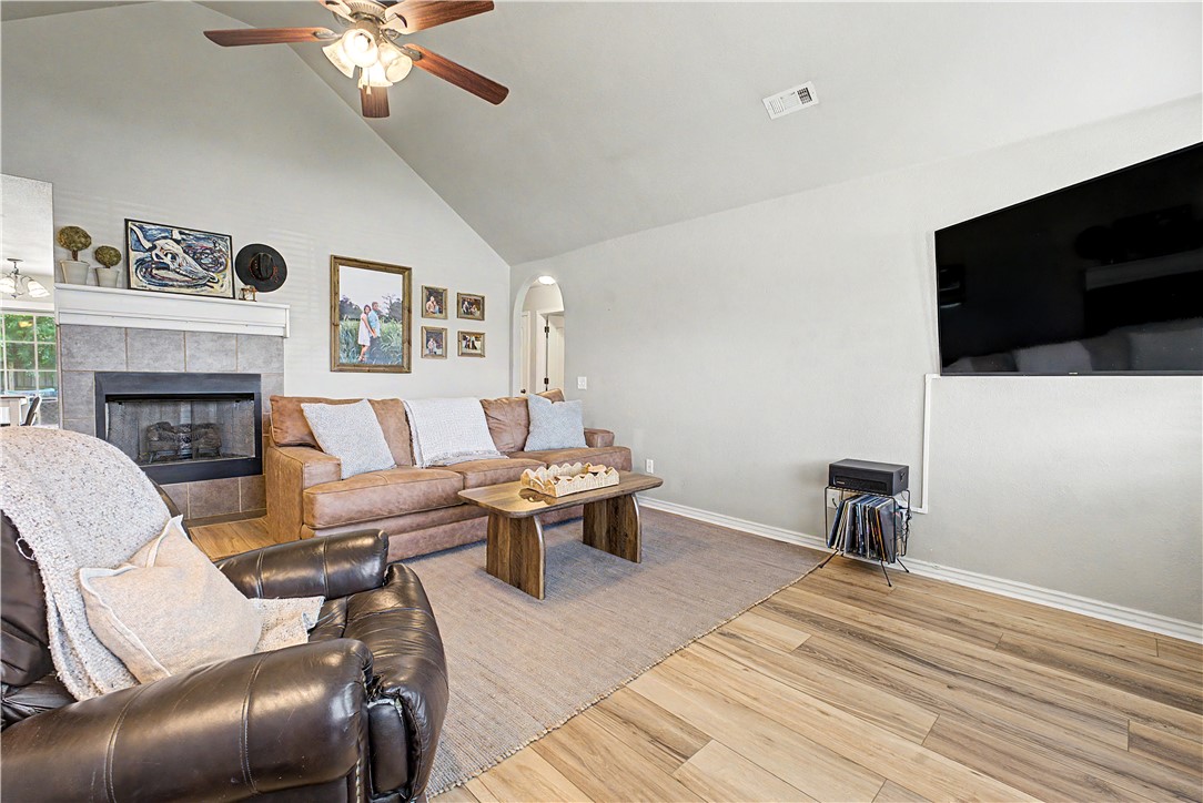 Oakleaf Manor - Residential
