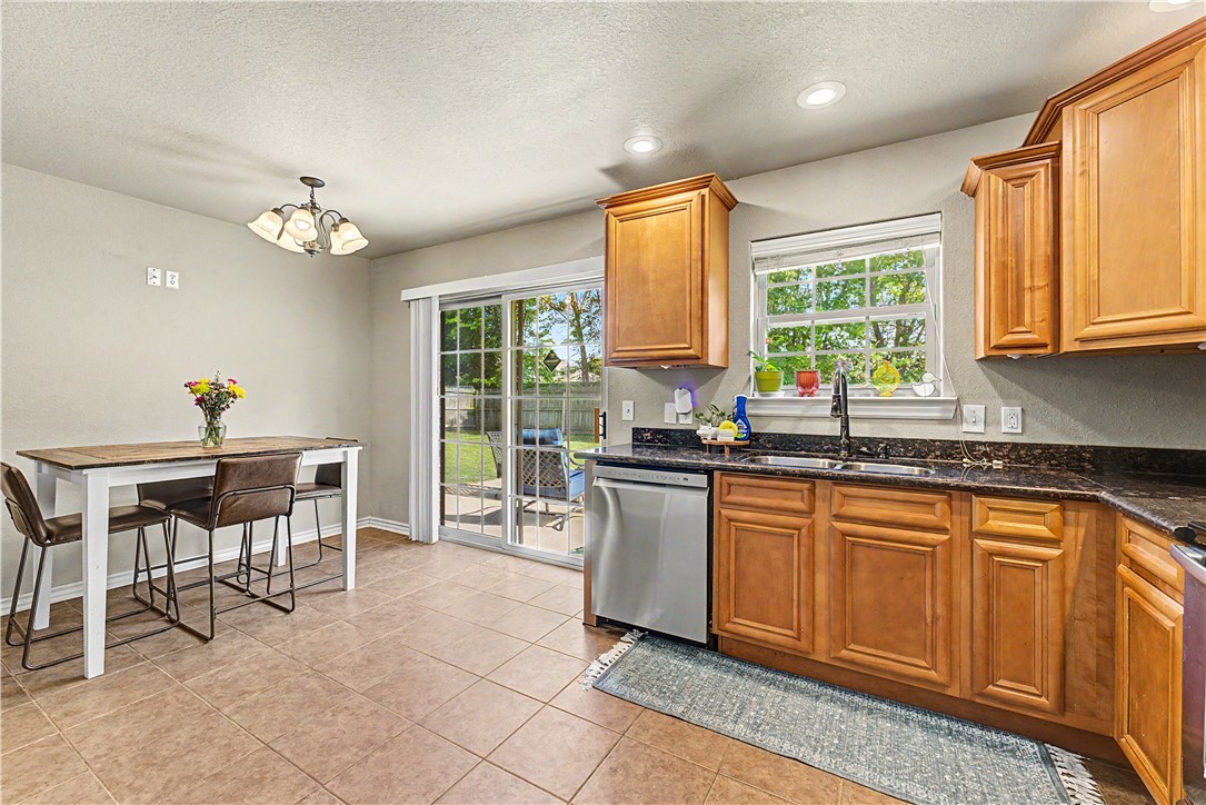 Oakleaf Manor - Residential
