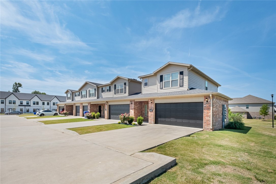 Shadowbrooke At The Peaks - Residential