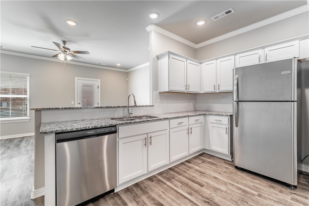 Shadowbrooke At The Peaks - Residential