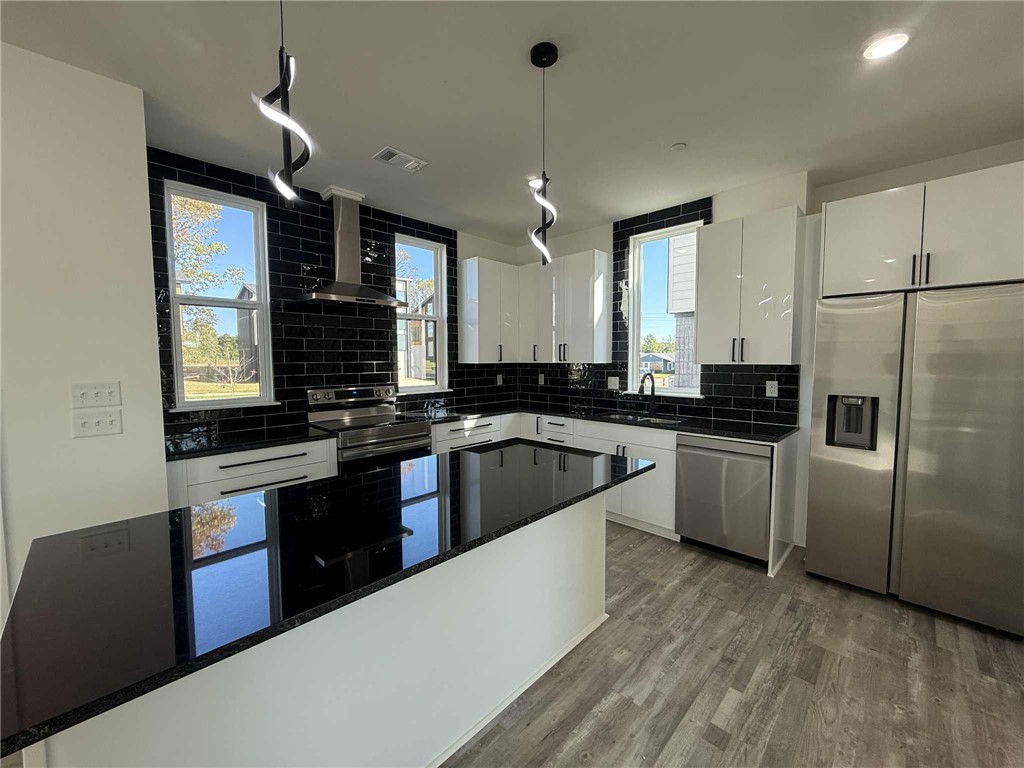 TAYLOR SUB-ROGERS - Residential