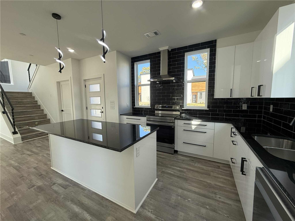 TAYLOR SUB-ROGERS - Residential