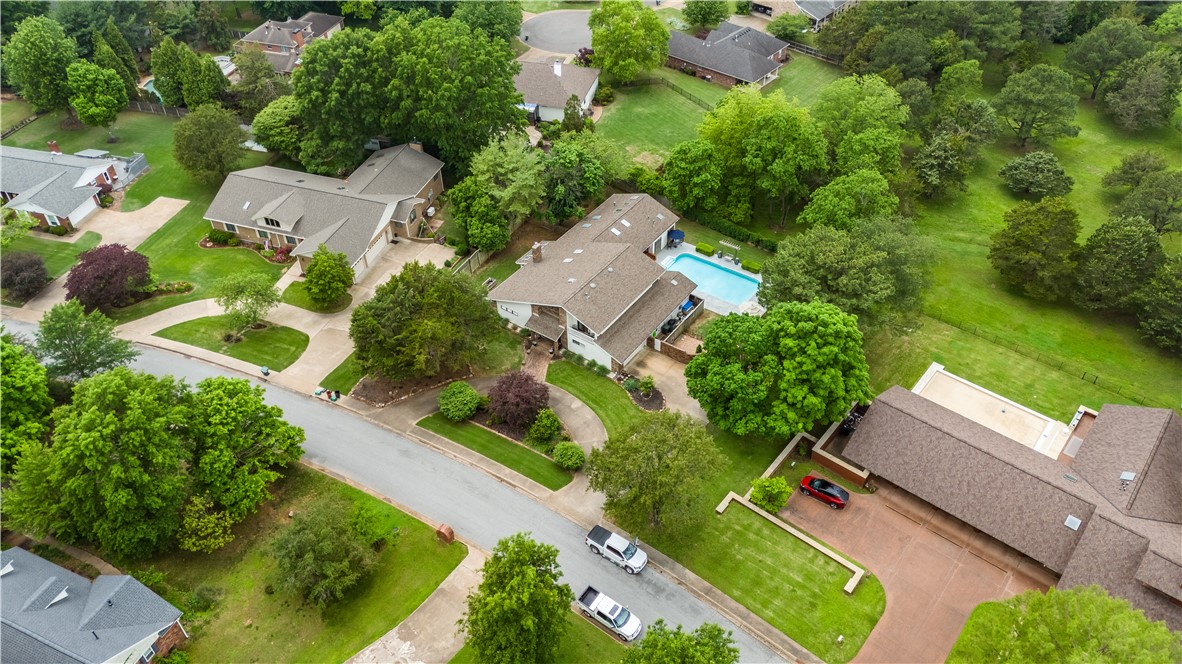 Country Club Estates - Residential