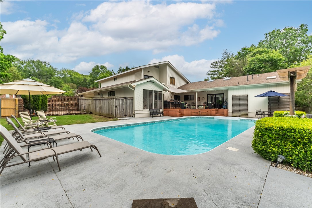 Country Club Estates - Residential