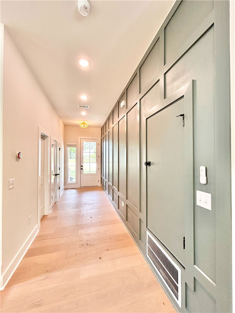 Applegate - Residential
