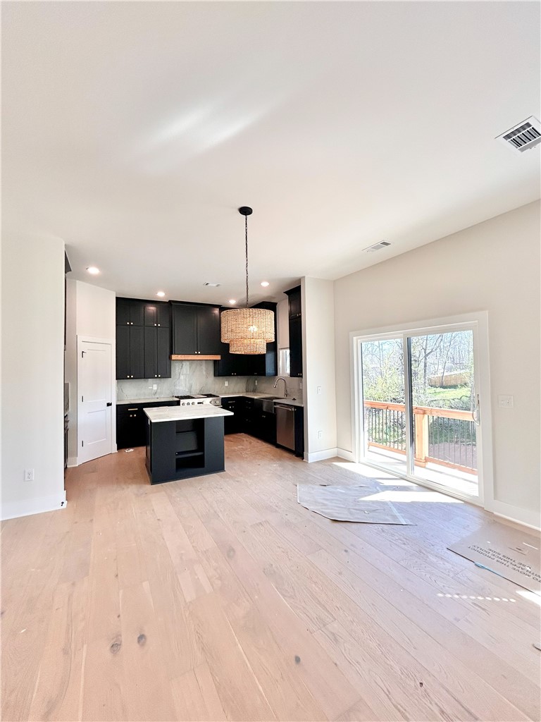 Applegate - Residential