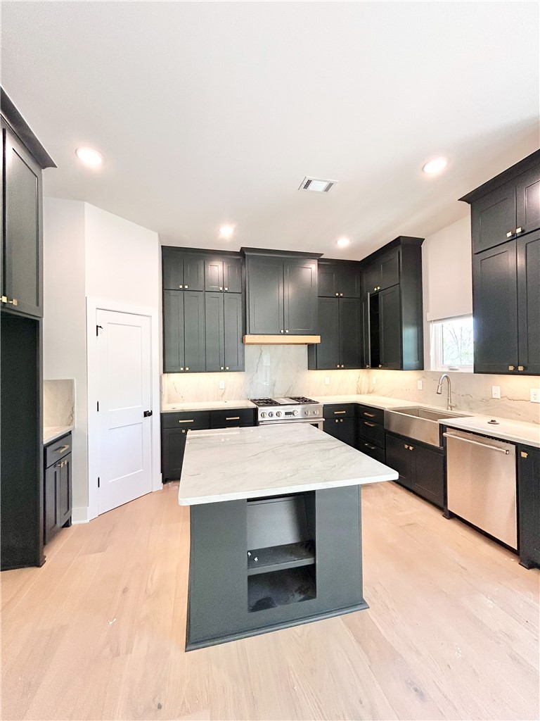 Applegate - Residential