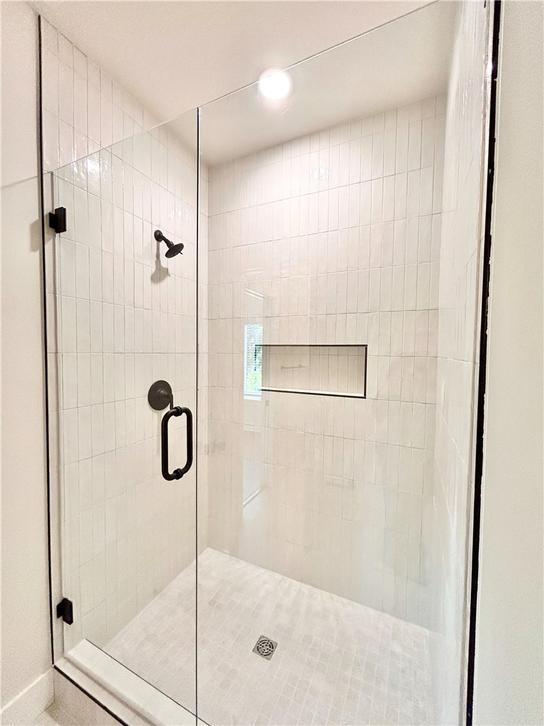 Applegate - Residential
