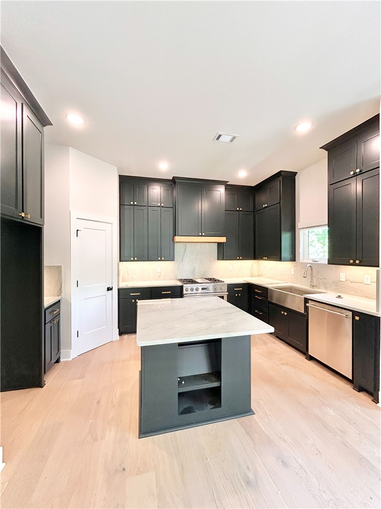 Applegate - Residential