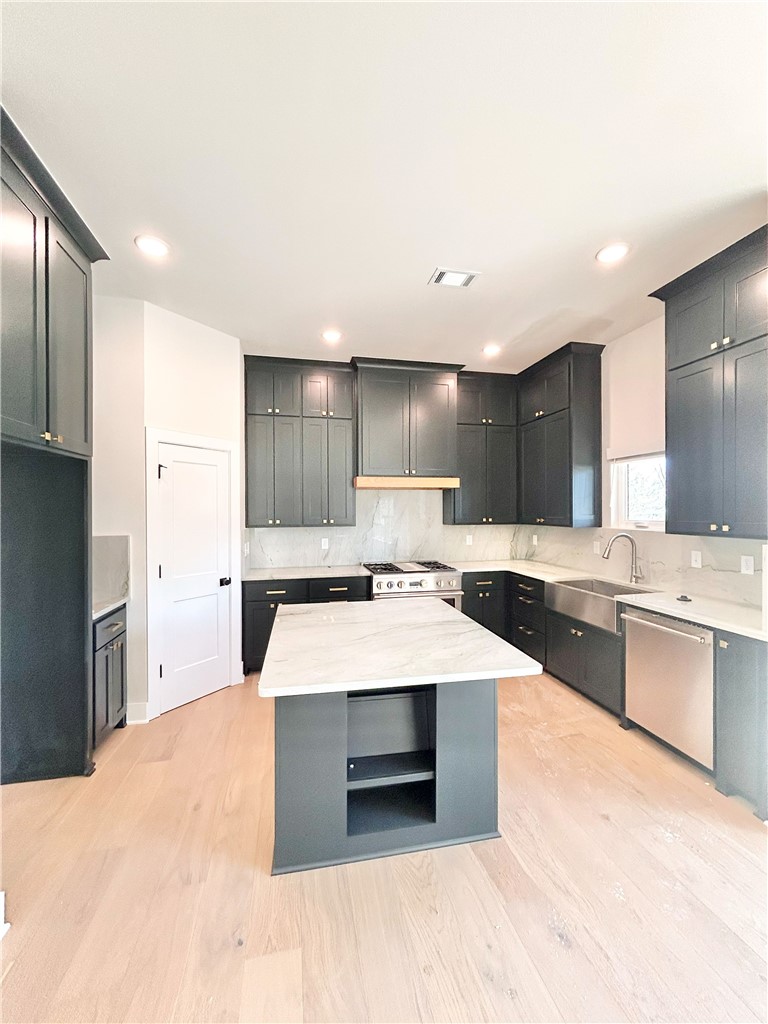 Applegate - Residential