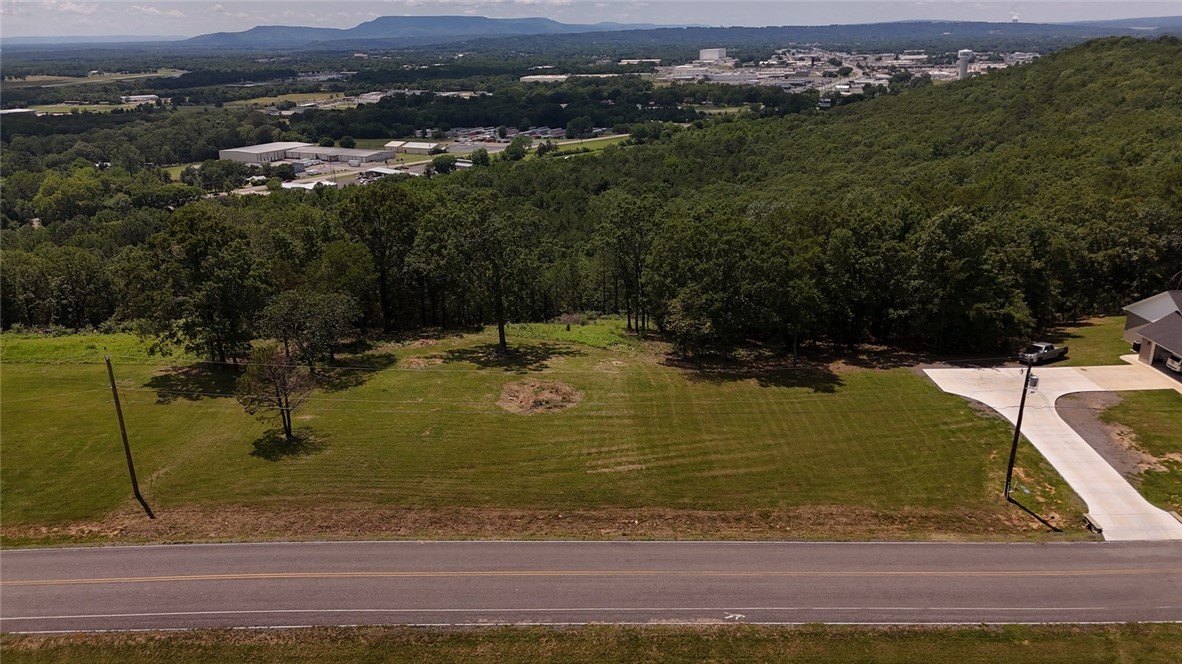 Donāt miss your chance to own a beautiful 2.29-acre lot in the desirable Eagle Crest Subdivision. Nestled in a peaceful setting with scenic surroundings, this property offers the perfect canvas for your dream home. Enjoy privacy, natural beauty, and the serenity of the surrounding landscapeāall while being just a short drive from town. Whether you're planning to build now or invest for the future, Lot 7 offers stunning potential in a growing community.
