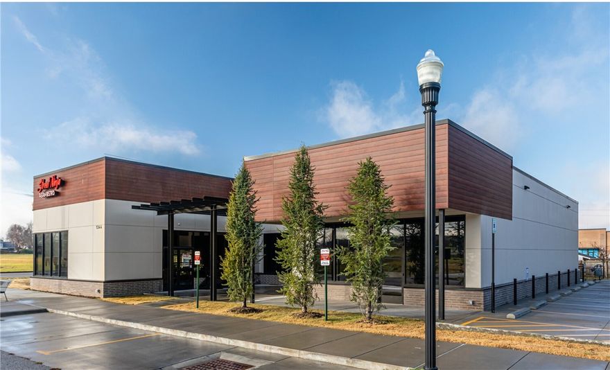 Retail space available for sublease
Furniture and equipment cost: $185,000.00
Turnkey opportunity: fully built-out second-generation restaurant space, ready for a new operator

Prime Bentonville location: minutes from downtown Bentonville and the new Walmart Home Office

High visibility: located in a well-trafficked area with strong daytime population and residential growth nearby

Existing infrastructure: includes hood system, grease trap, walk-in cooler, and much more

Ideal for operators: perfect for restaurateurs, cafés, or quick-service concepts looking to establish or expand in Bentonville

1.7 mile drive to Interstate-49