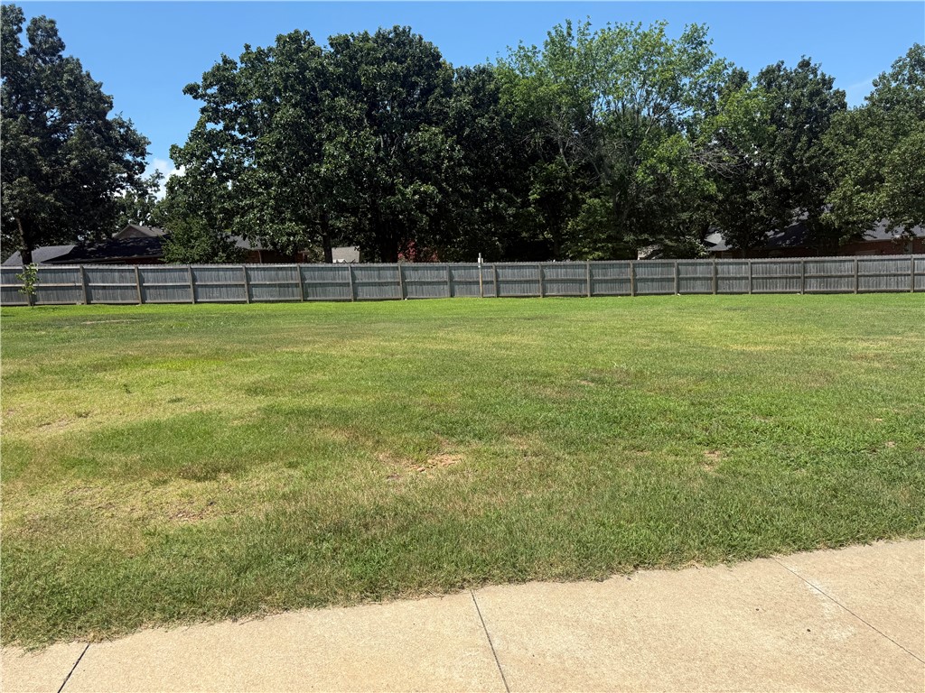 Photo 1 of 3 — 111 Harbor Circle, Russellville, AR 72802