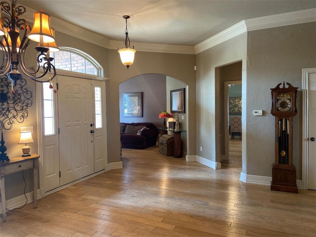 LOCATION, LOCATION, LOCATION.... PREFERRED LENDER CREDIT $1500 WITH FNB ARKANSAS, agent Savannah Thomas. This beautiful 4-bedroom, 2 Full, 1 Half bath home is located in the highly sought-after Berry Farm subdivision. Conveniently located off the Pleasant Grove exit with easy access to I-49, it is approximately 8 miles from the Walmart Home Office and around 17 minutes to Tyson's Corporate office. Enjoy easy access to UPTOWN Rogers, which includes the Walmart AMP, a variety of restaurants, and shopping options.
The home features an irrigation system and many extras. The backyard is perfect for entertaining, with a cozy pergola to enjoy your outdoor space. Dishwasher/Stove and Microwave convey. Yard insect treatment contract paid through end of year.