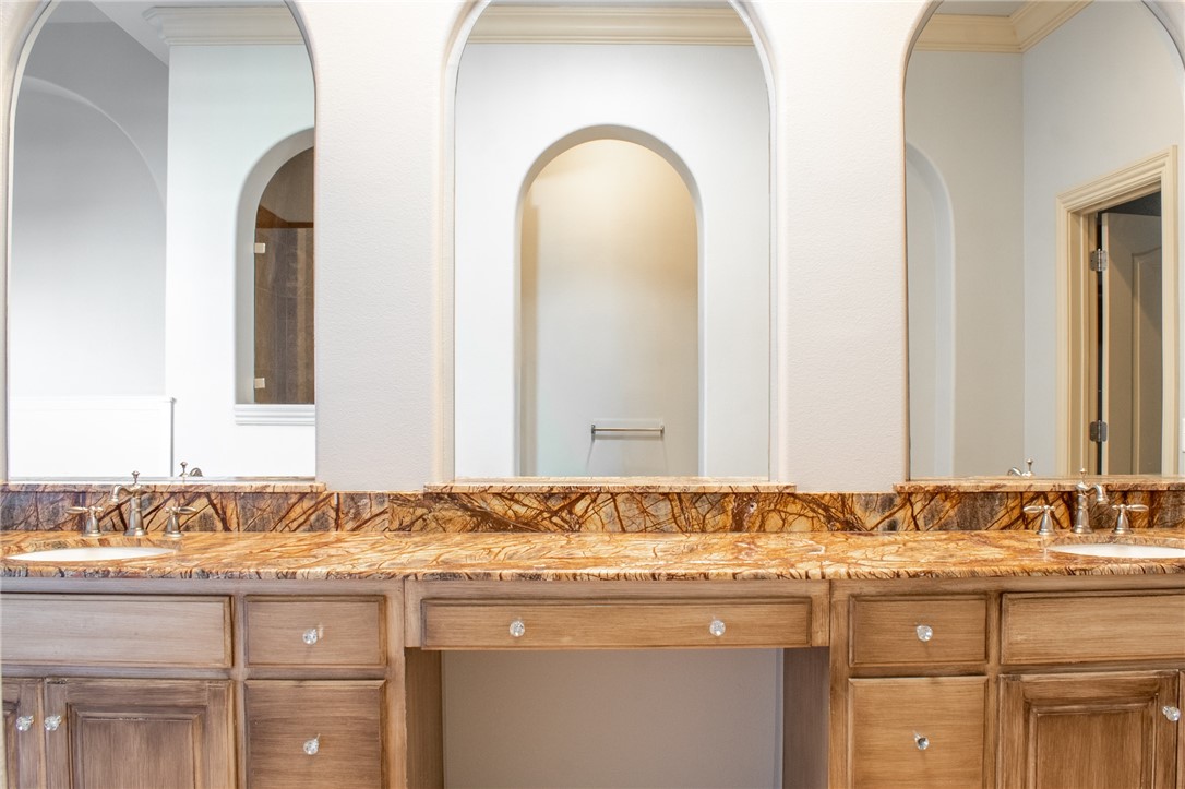 Pinnacle Gardens Sub Rogers - Residential