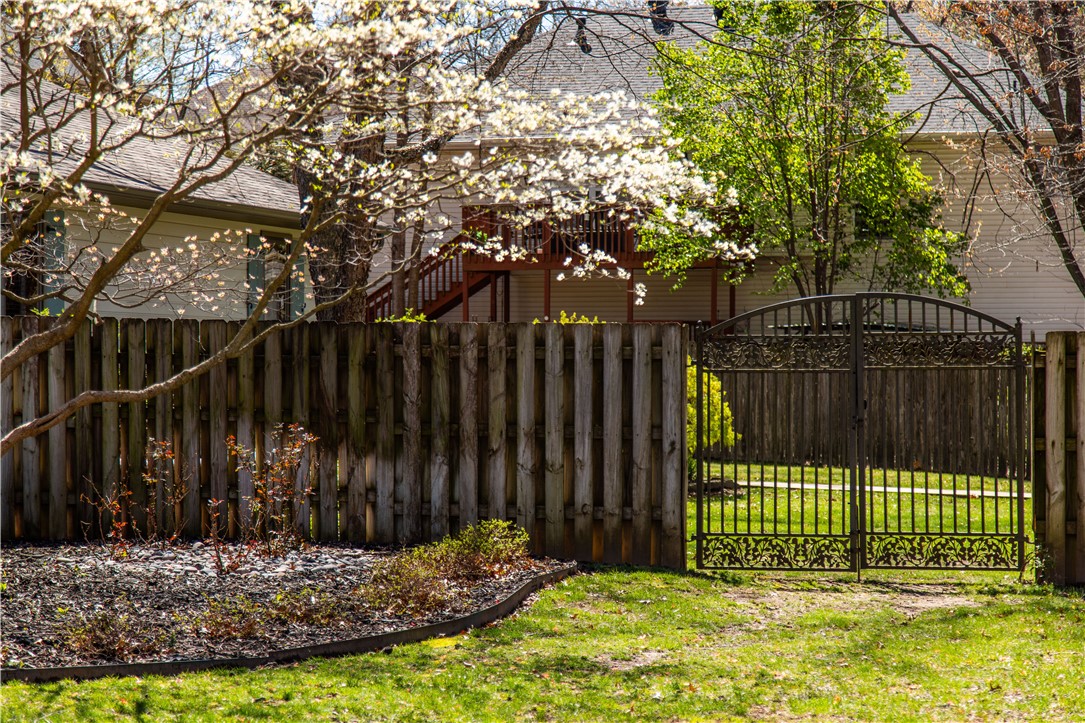 Eden's Gate - Residential