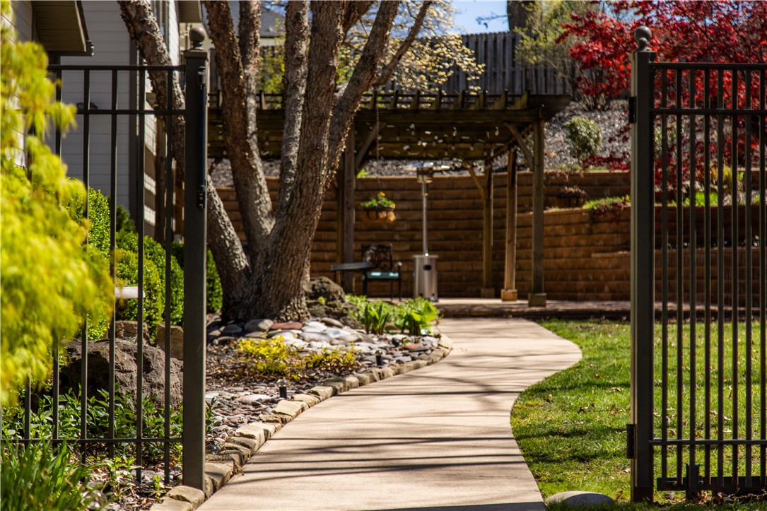 Eden's Gate - Residential