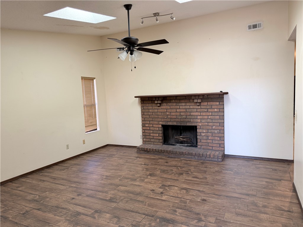Sundance Acres Ph 2 Rogers - Residential Lease