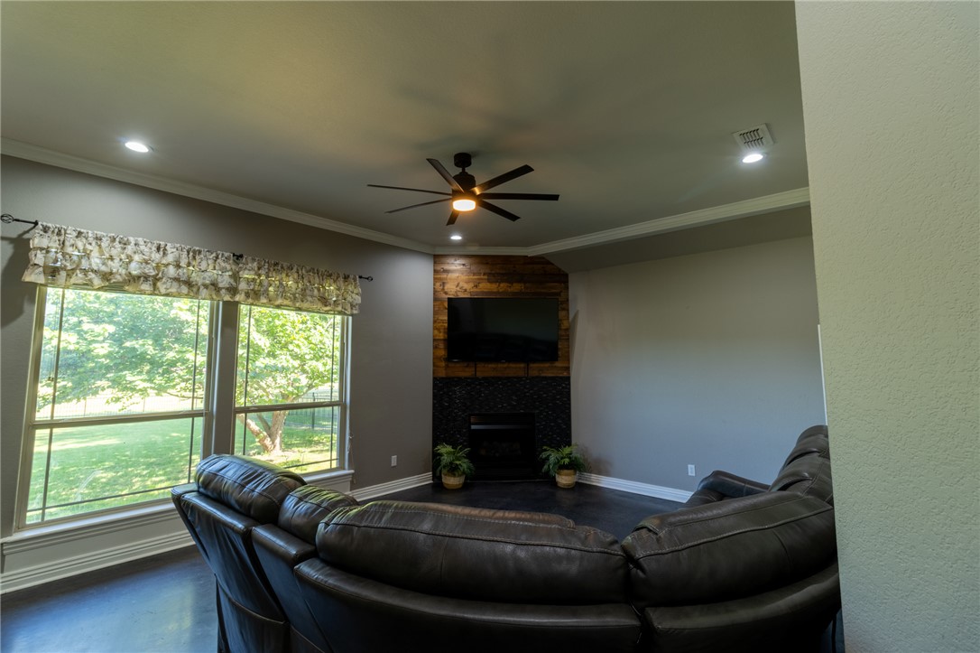 Bermuda Estates - Residential