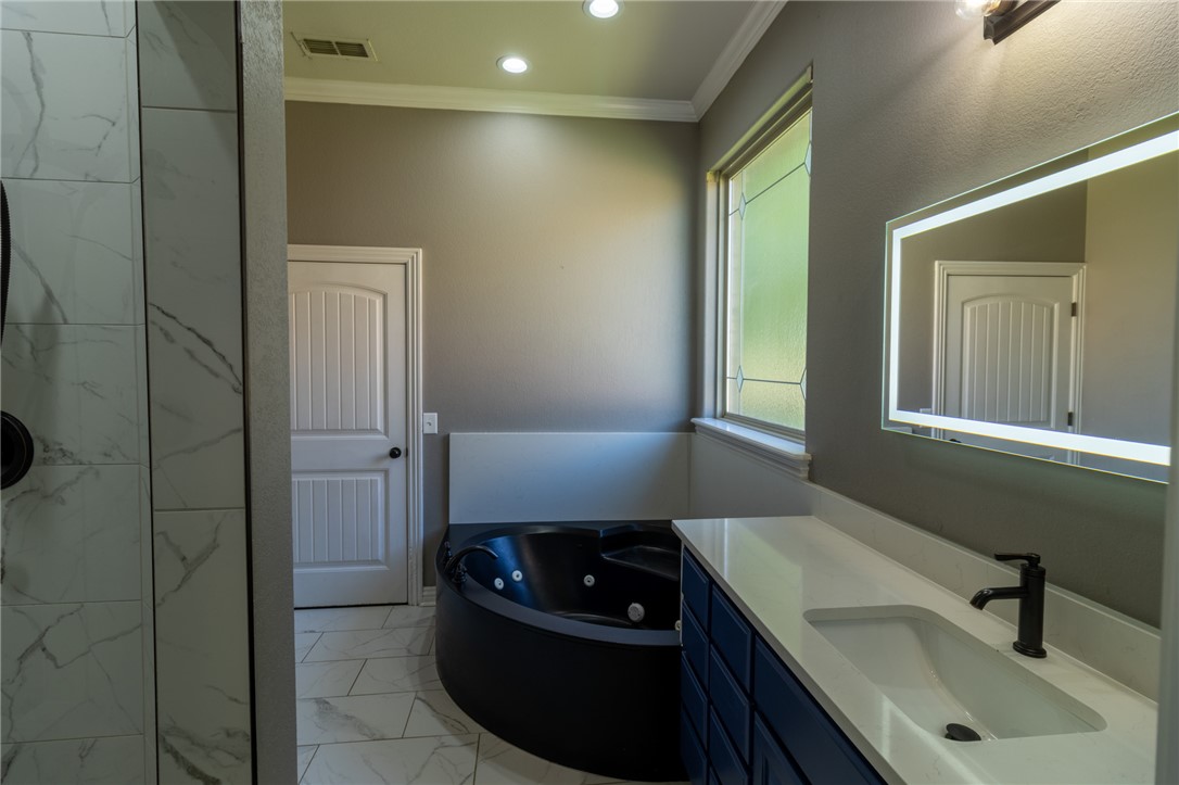 Bermuda Estates - Residential