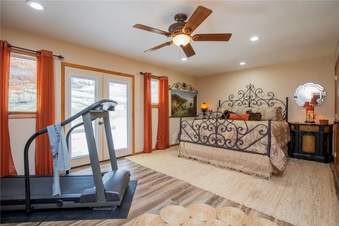 Springdale, Arkansas 72764, United States, 4 Bedrooms Bedrooms, ,4 BathroomsBathrooms,Residential,Active,107824