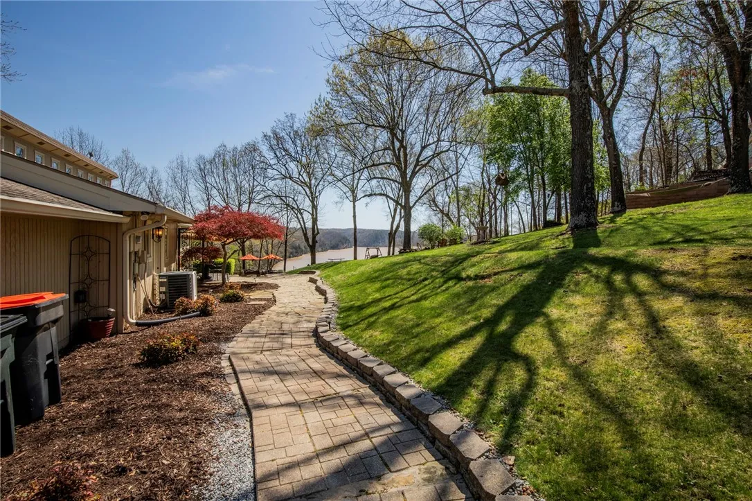 Springdale, Arkansas 72764, United States, 4 Bedrooms Bedrooms, ,4 BathroomsBathrooms,Residential,Active,107824