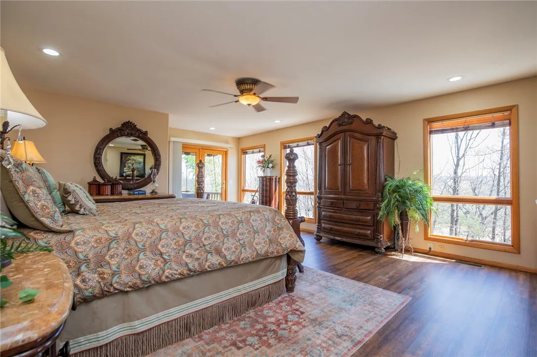 Springdale, Arkansas 72764, United States, 4 Bedrooms Bedrooms, ,4 BathroomsBathrooms,Residential,Active,107824