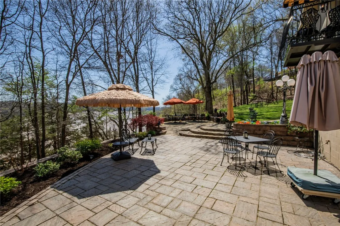 Springdale, Arkansas 72764, United States, 4 Bedrooms Bedrooms, ,4 BathroomsBathrooms,Residential,Active,107824