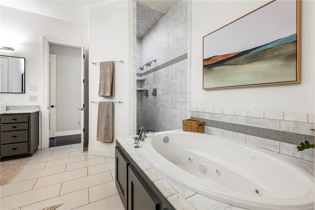 Shadow Valley Pud Ph Vii Rogers - Residential