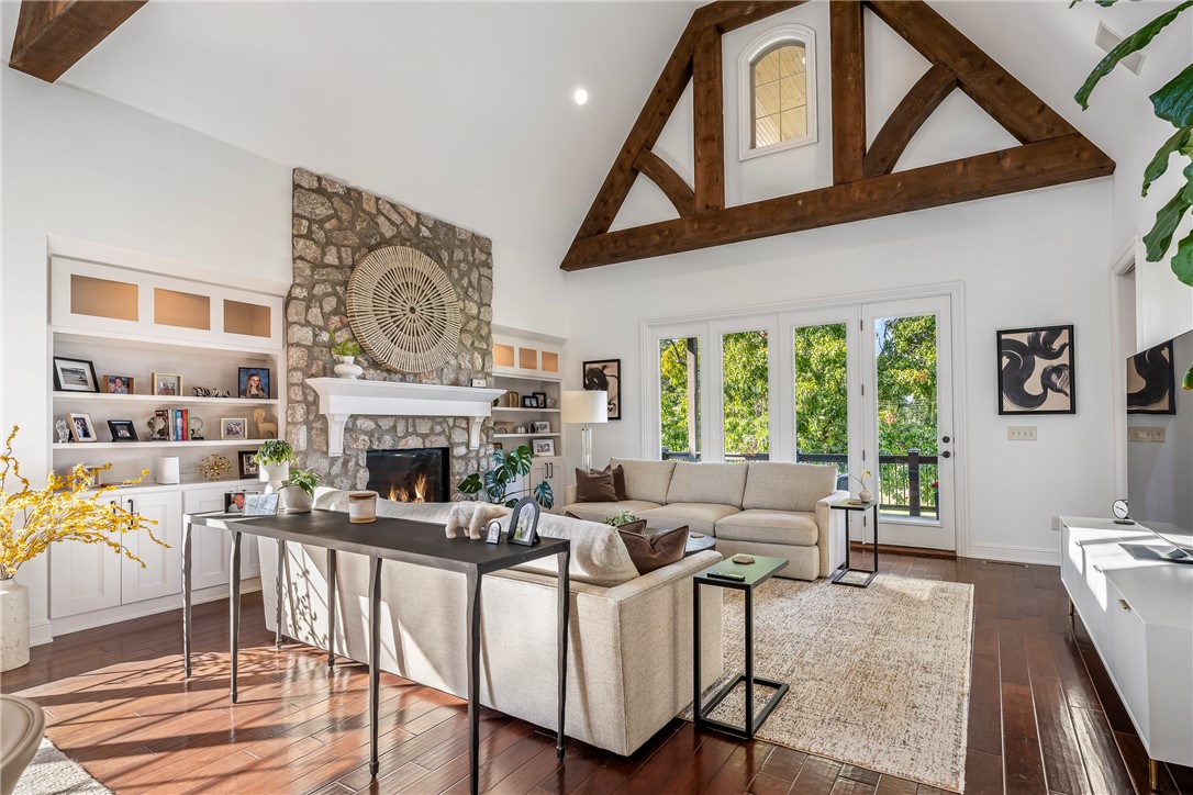 Shadow Valley Pud Ph Vii Rogers - Residential