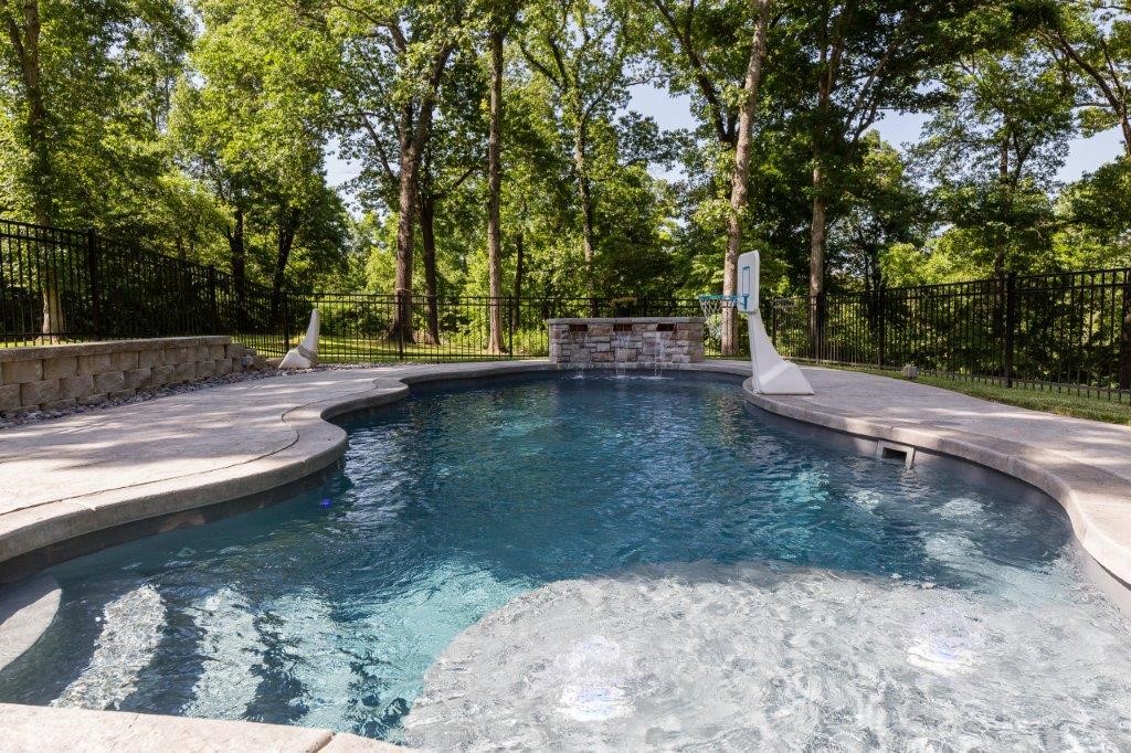 Stonehenge Ph III - Residential