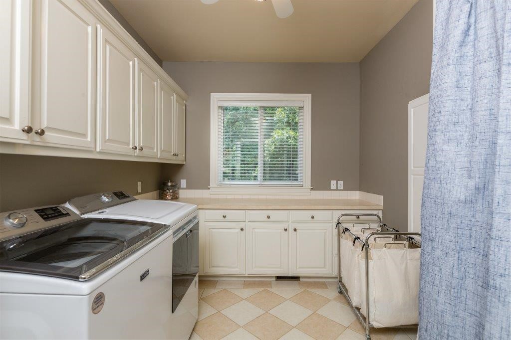 Stonehenge Ph III - Residential