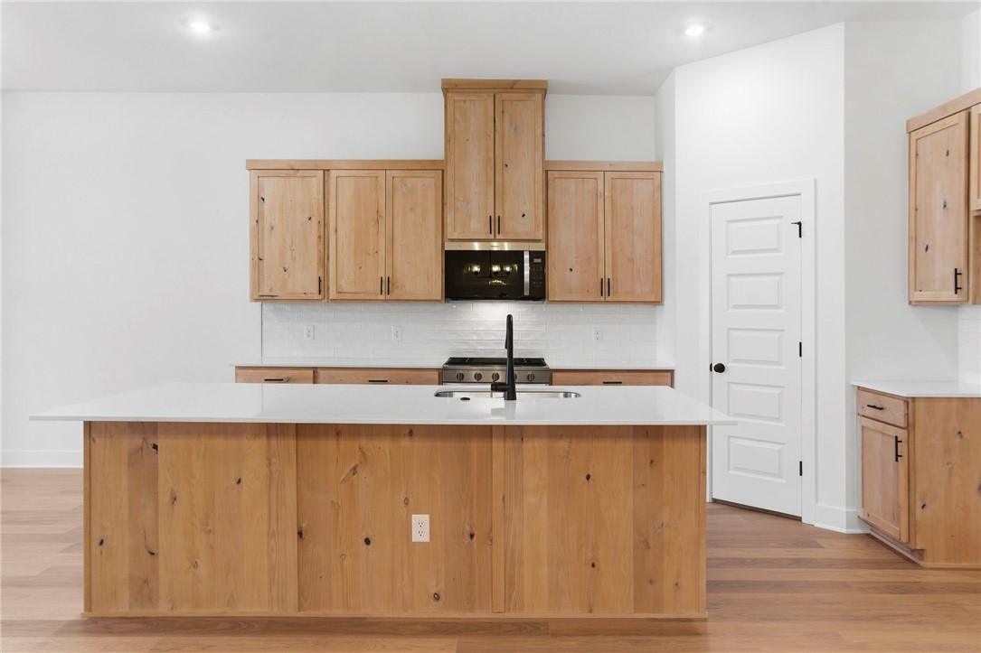 Pine Hollow - Residential