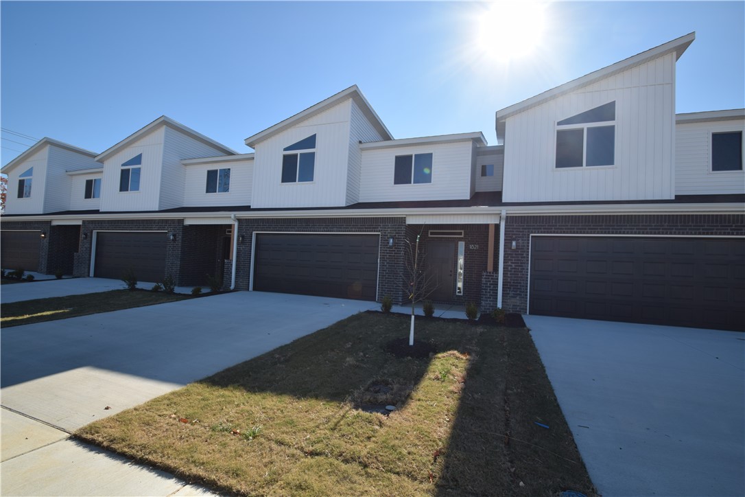 Crystal Cove Ph I - Residential Lease