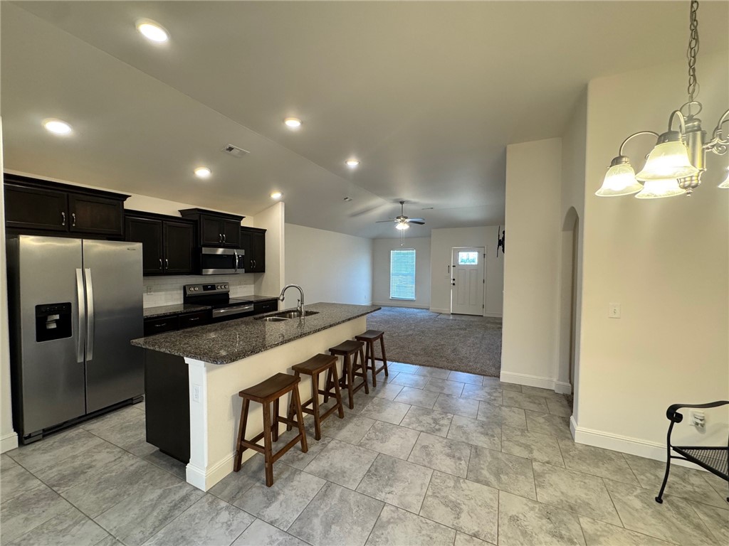 Bentonville School District. Less than 10 minutes(m/l) to XNA. Bentonville HO less than 15 minutes (m/l). Newer Construction 2020 w/FULL APPLIANCES to include WASHER/DRYER. Open living room/kitchen + kitchen island & pantry. 3 bedrooms/2 bathrooms. Covered Patio & fenced rear yard. Bar stools/Metal chairs/table are owners but for tenant use if preferred. Available mid July.